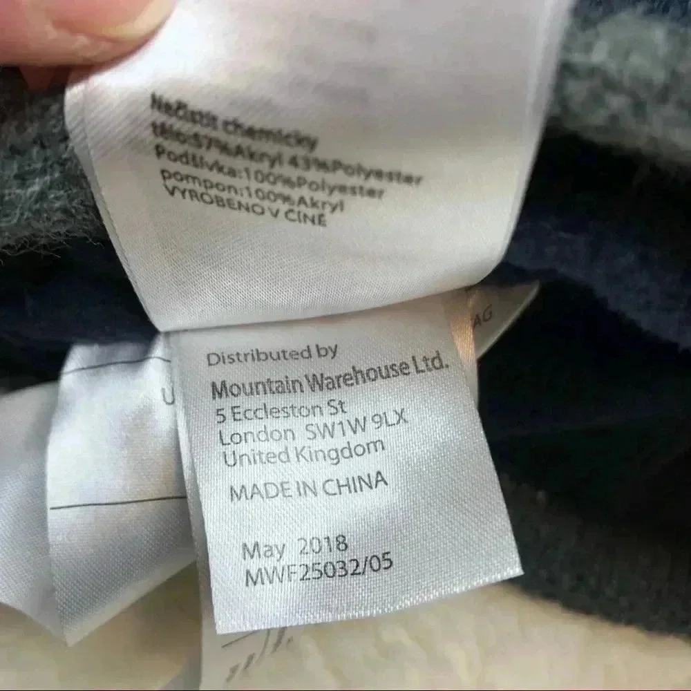 Mountain Warehouse  Winter Hat Penguin Size 1-3 Years - Picture 14 of 16